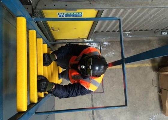 TOPEASY Нескользящие накладки на ступени лестницы из стеклопластика, нержавеющей стали, оцинкованные, противоскользящие, желтые накладки на ступени лестницы, сделано в Китае
